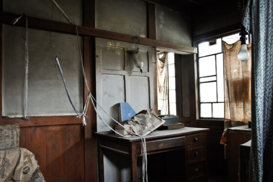 abandoned, haikyo, hospital, ruin, urban exploration, urbex