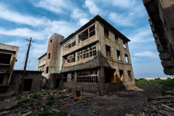 abandoned, gunkanjima, haikyo, hospital, japan, japanese, kyushu, nagasaki, ruin, urban exploration, urbex