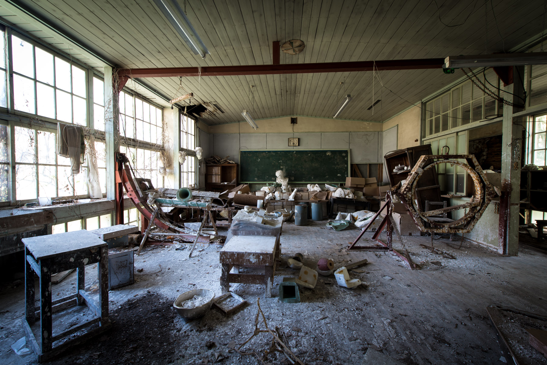 abandoned, haikyo, ruin, school, urban exploration, urbex