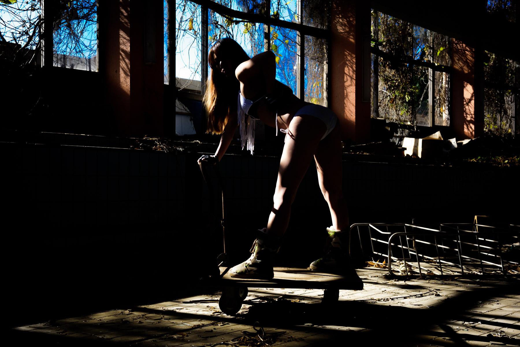 abandoned, haikyo, japan, japanese, kanto, model, people, ruin, swimming-pool, tochigi, urban exploration, urbex