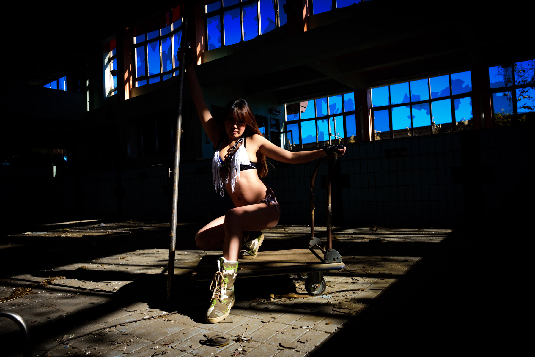abandoned, haikyo, japan, japanese, kanto, model, people, ruin, swimming-pool, tochigi, urban exploration, urbex