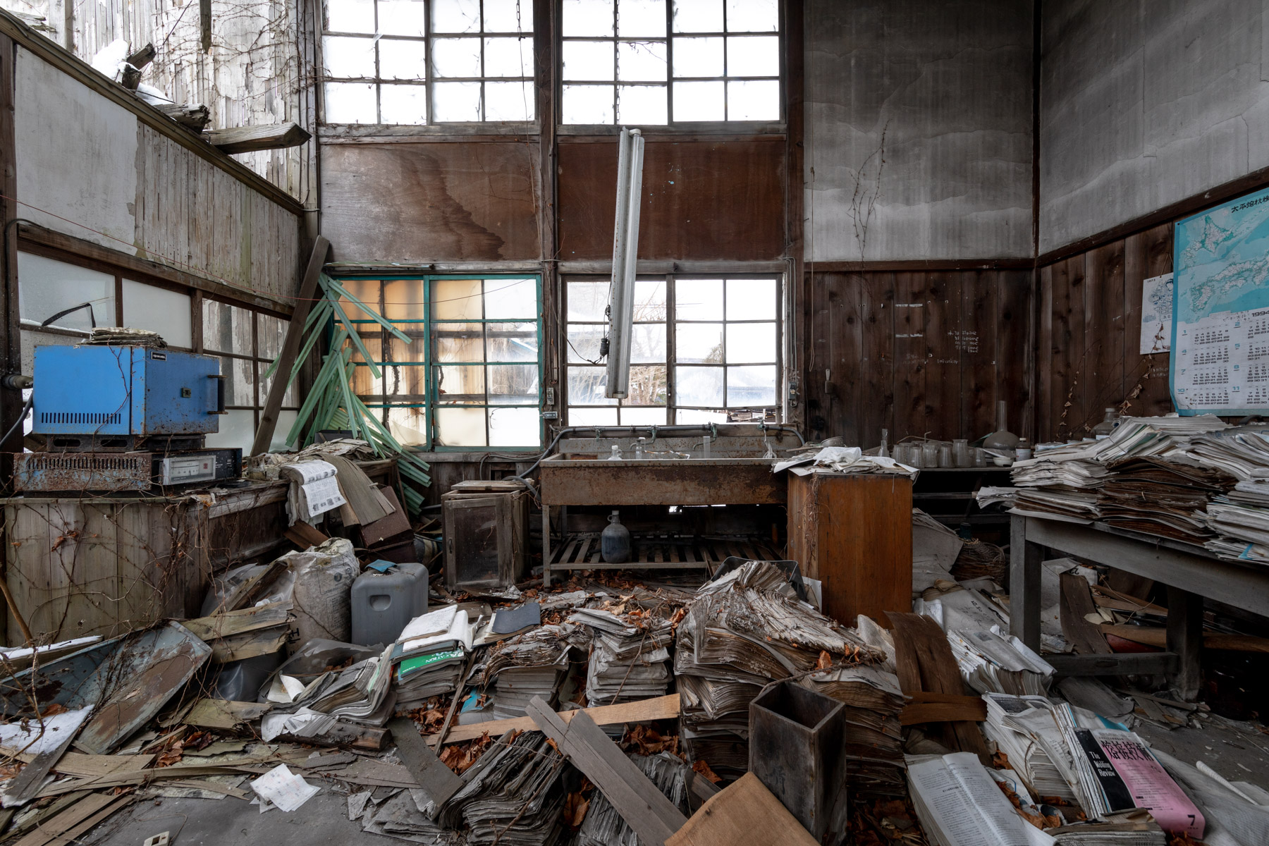 abandoned, akita, factory, haikyo, japan, japanese, ruin, snow, tohoku, urban exploration, urbex, winter