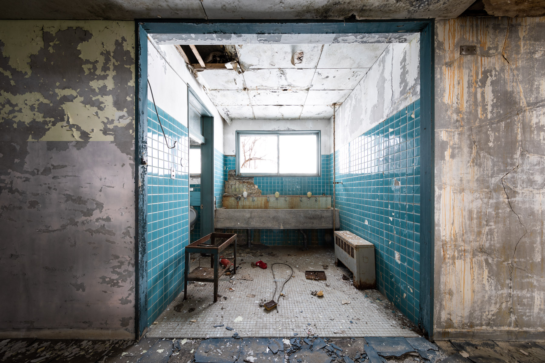 abandoned, factory, haikyo, hokkaido, japan, japanese, ruin, snow, urban exploration, urbex, winter