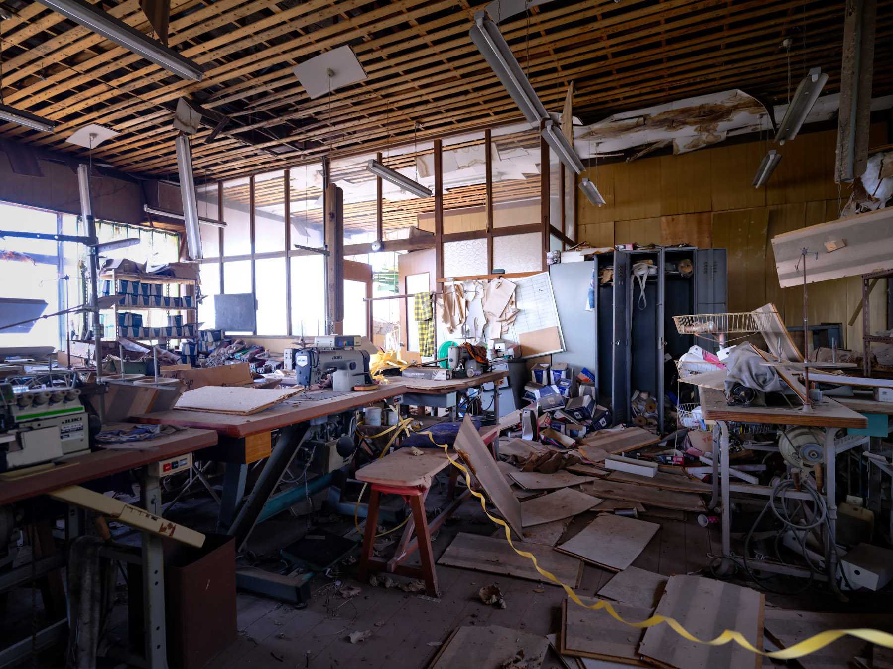 abandoned, factory, haikyo, ruin, urban exploration, urbex