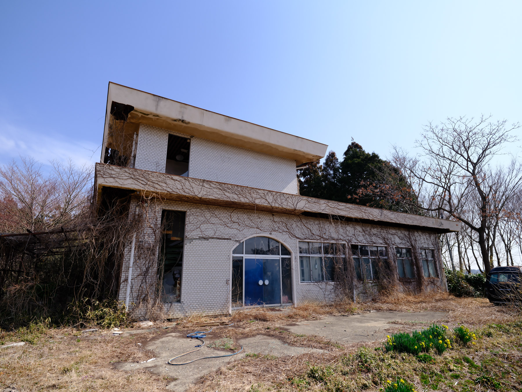 abandoned, factory, haikyo, ruin, urban exploration, urbex