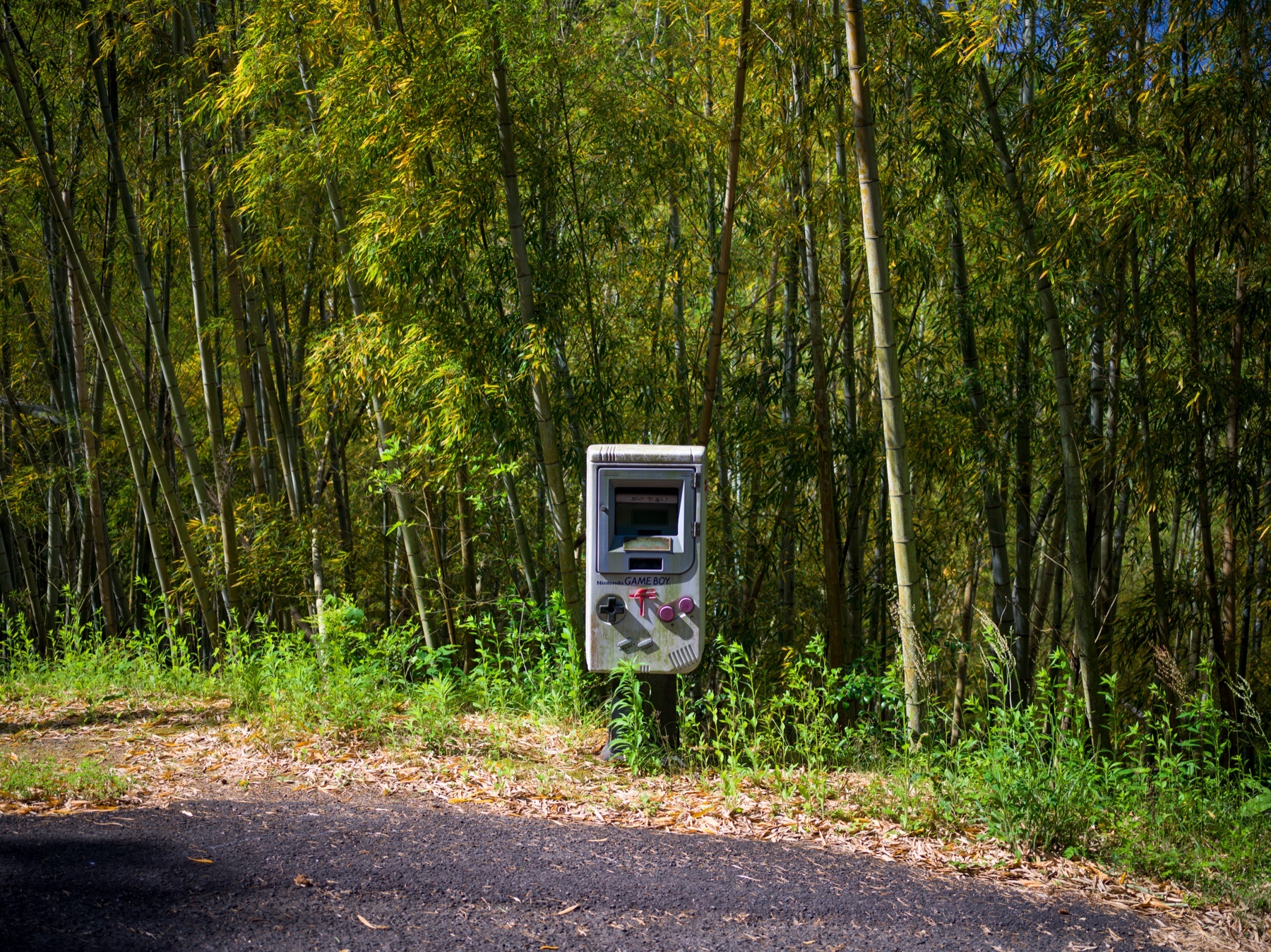 abandoned, game, gameboy, haikyo, japan, japanese, letterbox, ruin, thing, urban exploration, urbex